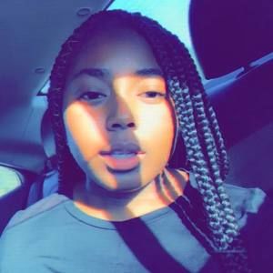 Meet your Posher, Anaryah